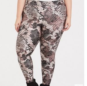 Torrid Liquid Snakeskin Print Premium Leggings 4X